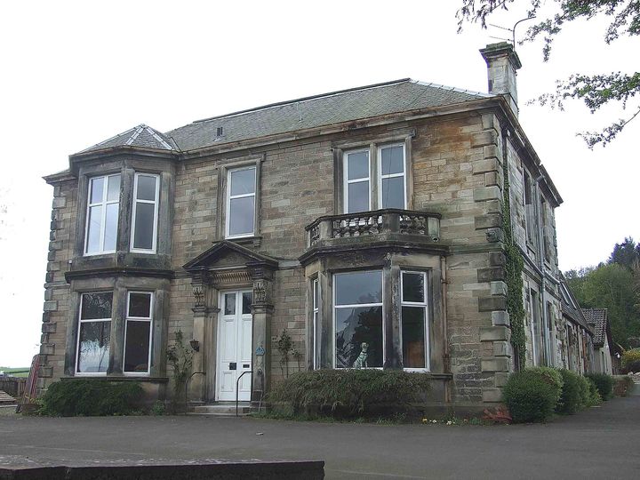 File:Lomond Vale House.jpg