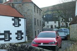 Looking up Mill Wynd in 2021