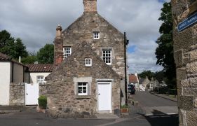 End view from Cross Wynd