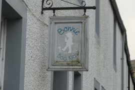 "Bonnie Boo Kids" sign