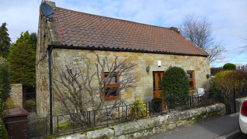File:Sugar Acre Cottage.JPG